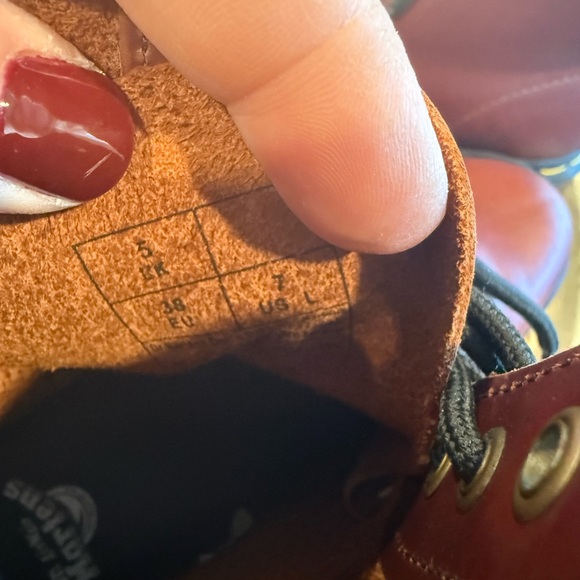 Dr. Martens Women's Clemency
Lace Up Boots cherry Brown Sz 7 - Picture 7 of 7